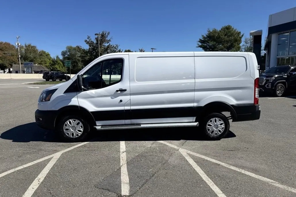 2023 Ford Transit Cargo Van photo 1