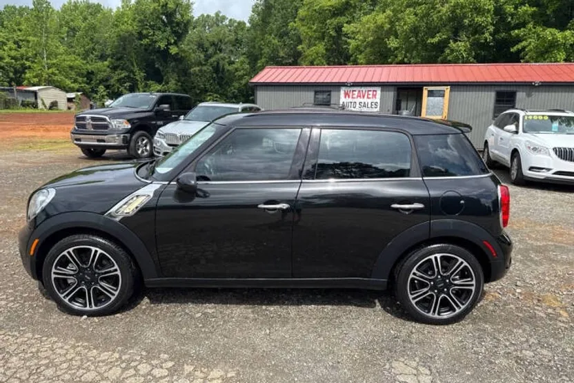 2012 Mini Countryman S photo 1