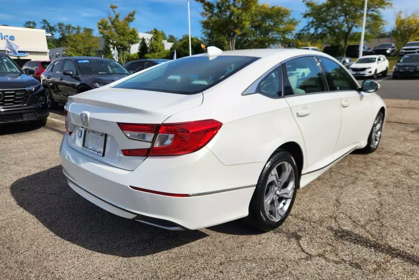 2019 Honda Accord EX 1.5T photo 1