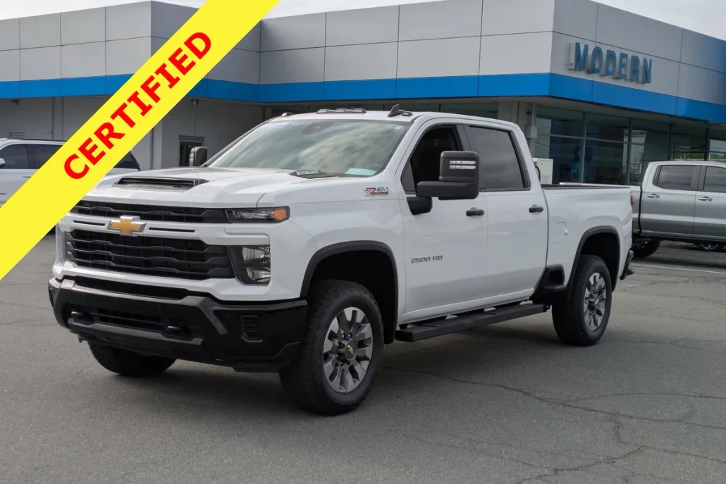 2025 Chevrolet Silverado 2500HD Custom photo 1