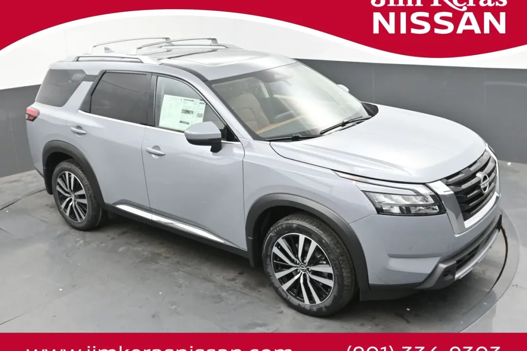 2025 Nissan Pathfinder Platinum photo 1