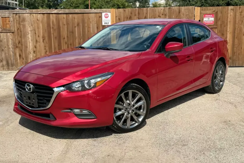 2018 Mazda Mazda3 Touring Sedan photo 1