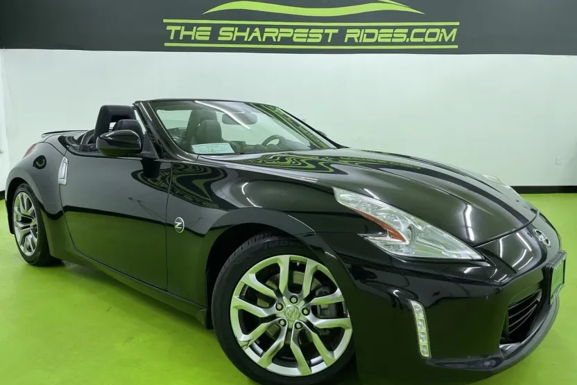 2013 Nissan 370Z Touring photo 1