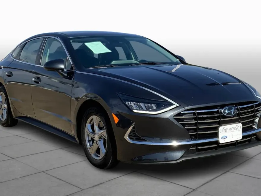 2021 Hyundai Sonata SE photo 1