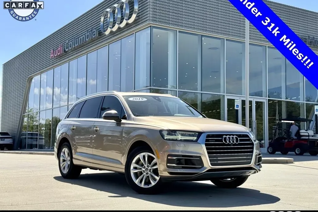 2019 Audi Q7 55 Premium Plus photo 1