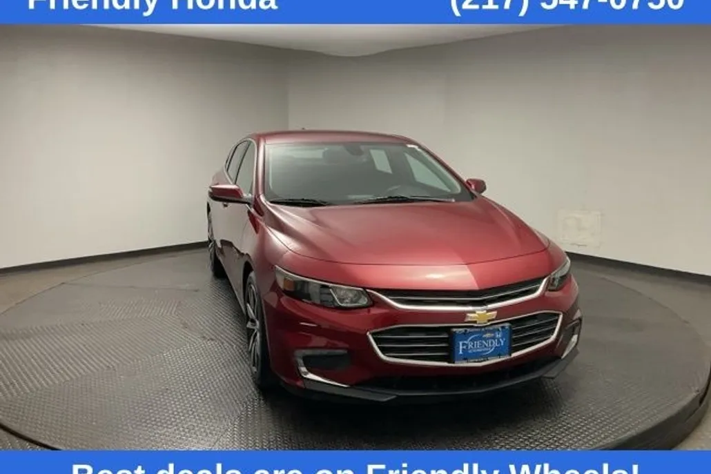 2017 Chevrolet Malibu 1LT photo 1