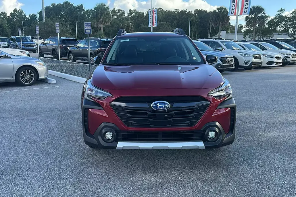 2025 Subaru Outback Limited photo 1