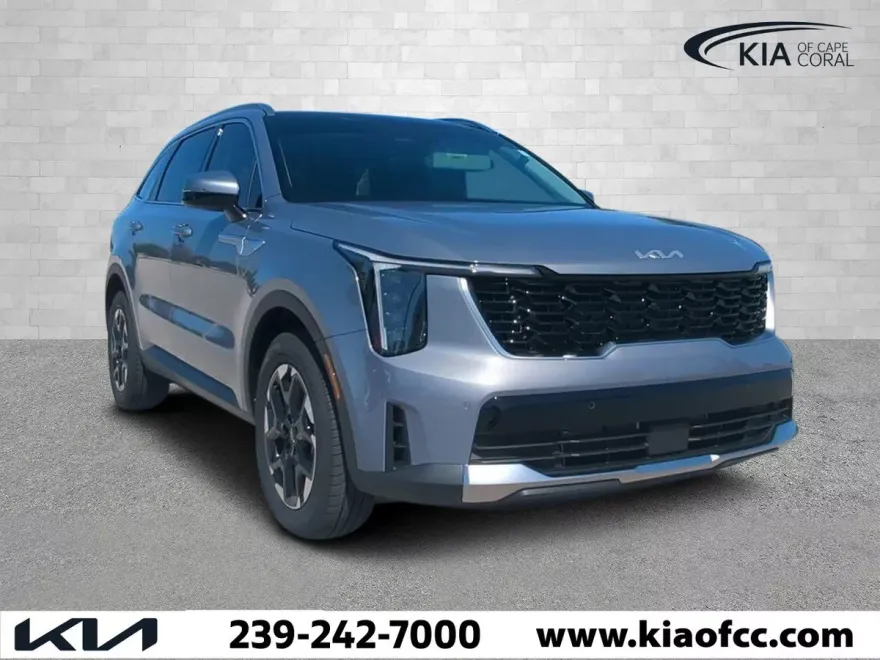 2024 Kia Sorento S photo 1
