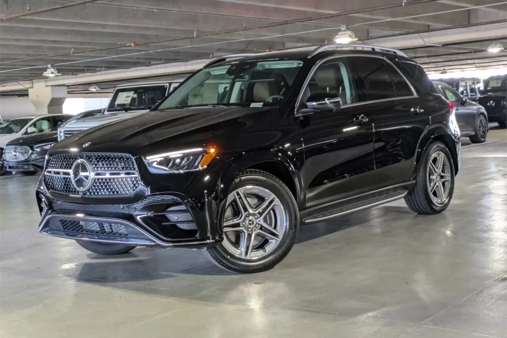 2026 Mercedes Benz GLE 450 4MATIC photo 1