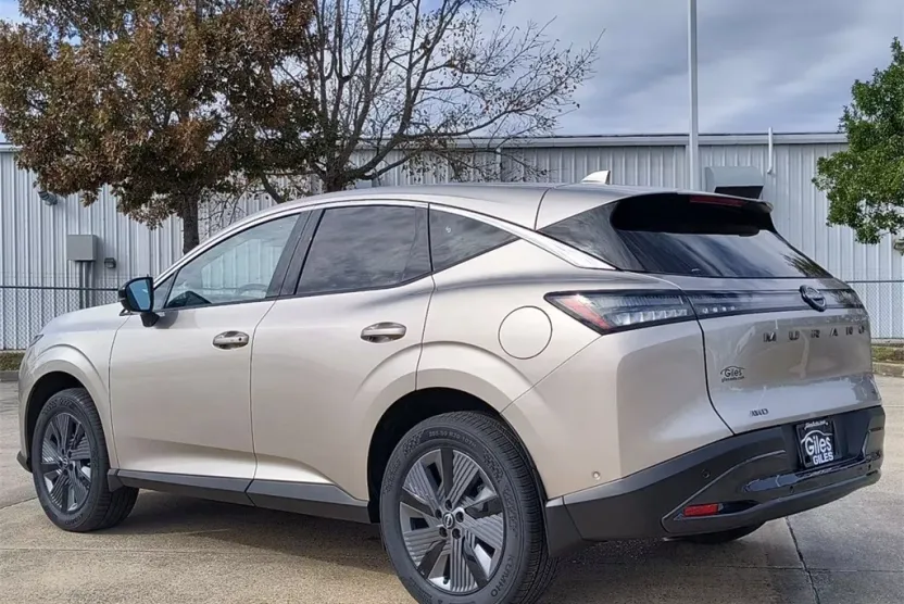 2025 Nissan Murano SL photo 1