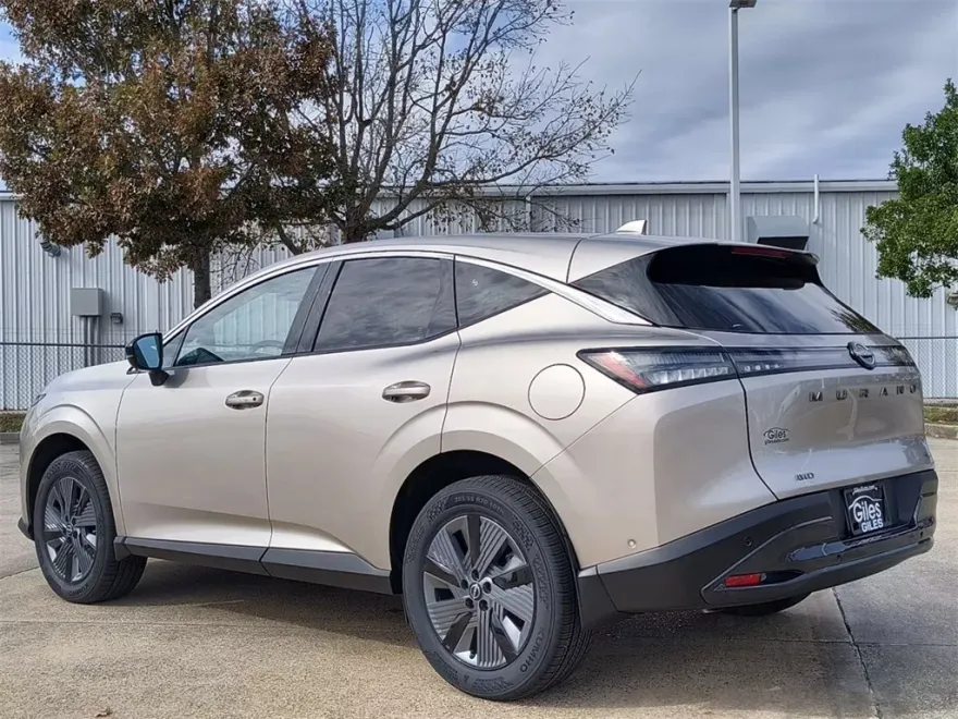 2025 Nissan Murano SL photo 1