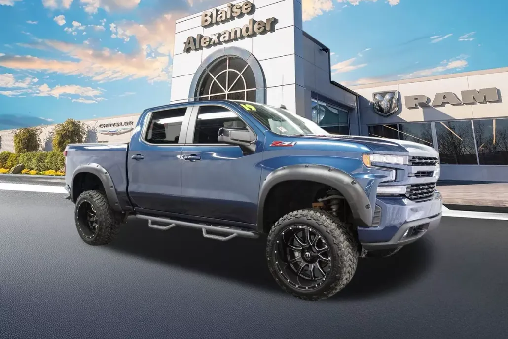 2019 Chevrolet Silverado 1500 RST photo 1