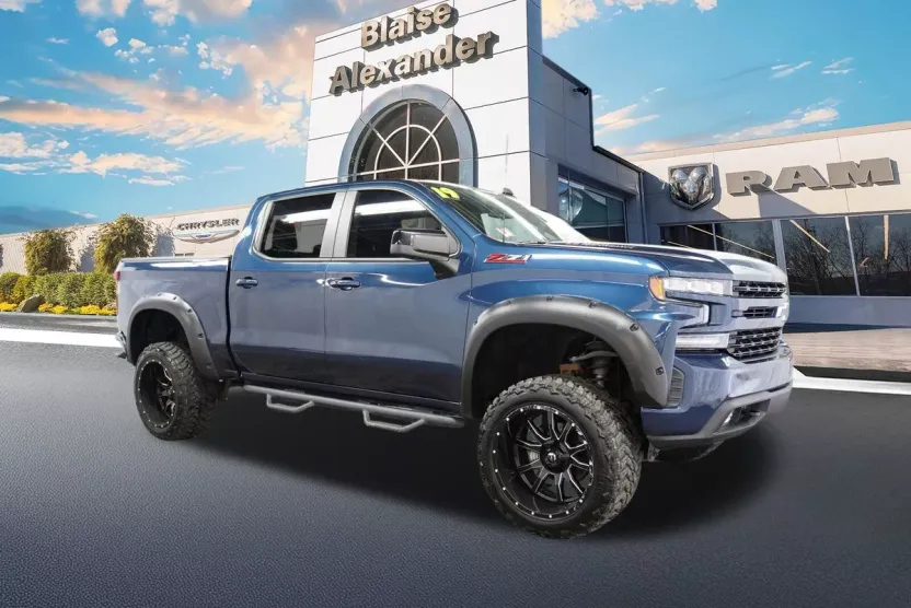 2019 Chevrolet Silverado 1500 RST photo 1