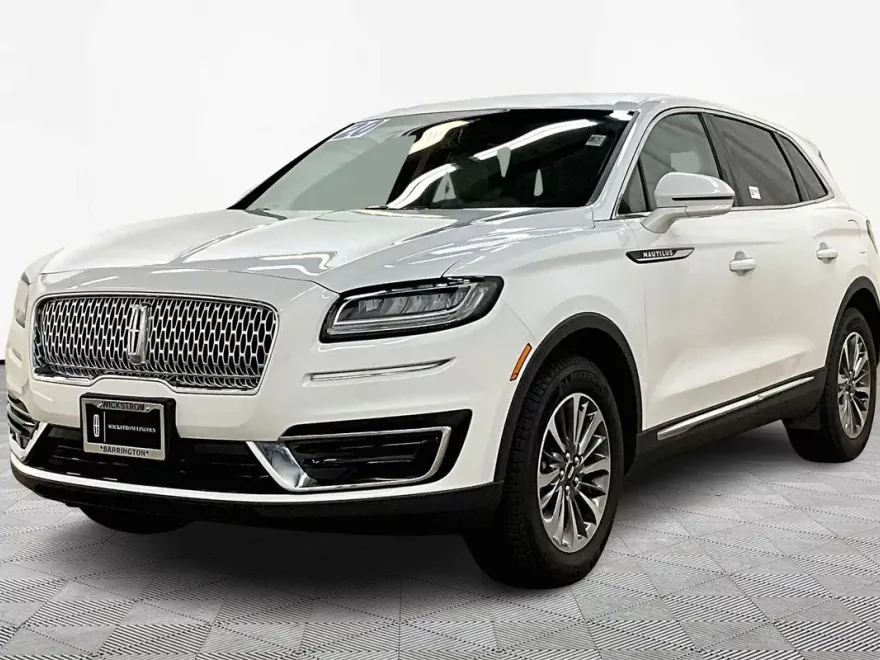 2020 Lincoln Nautilus Standard photo 1