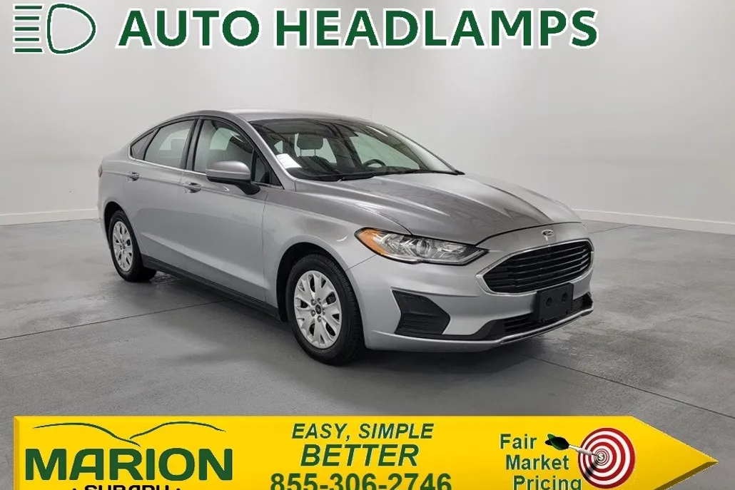 2020 Ford Fusion S photo 1
