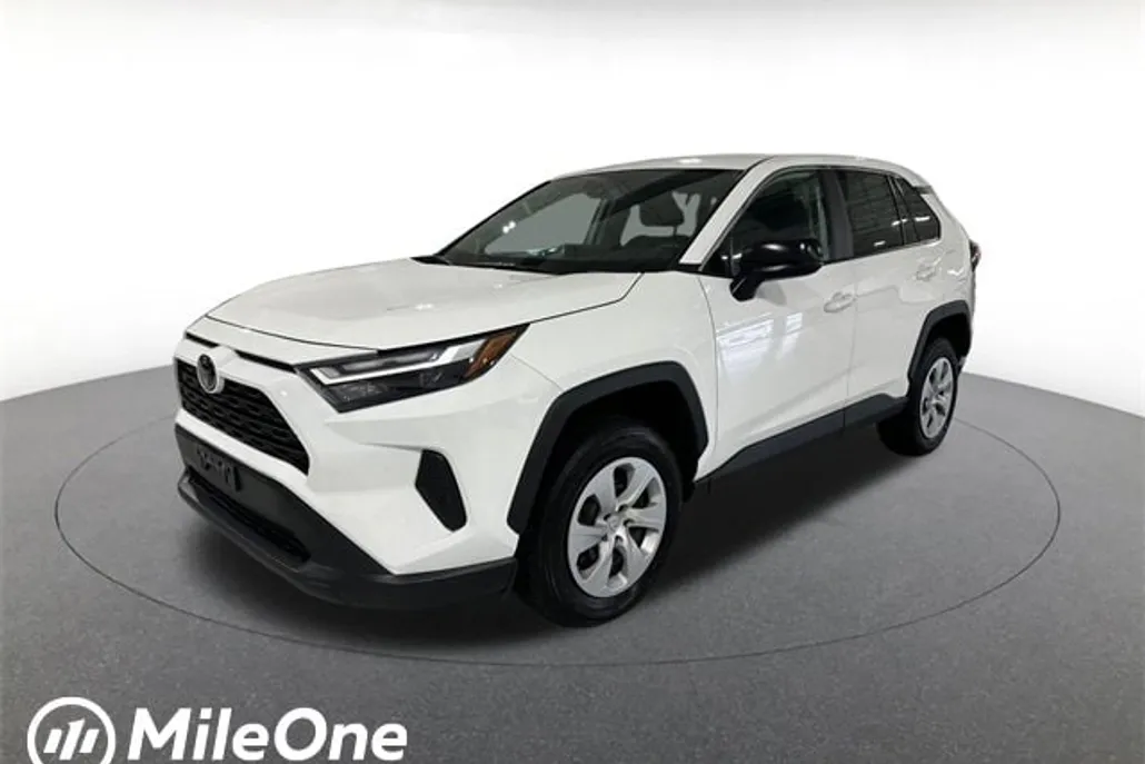 2024 Toyota RAV4 LE Sport photo 1