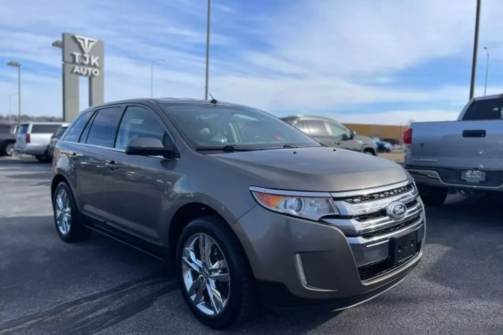 2013 Ford Edge Limited Sport photo 1