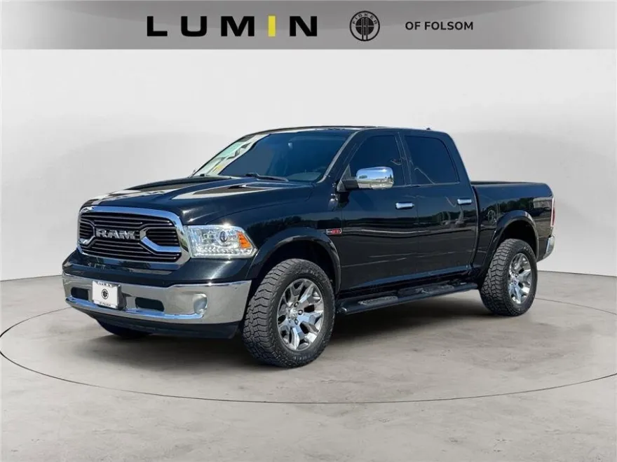 2019 Ram 1500 Classic Laramie photo 1