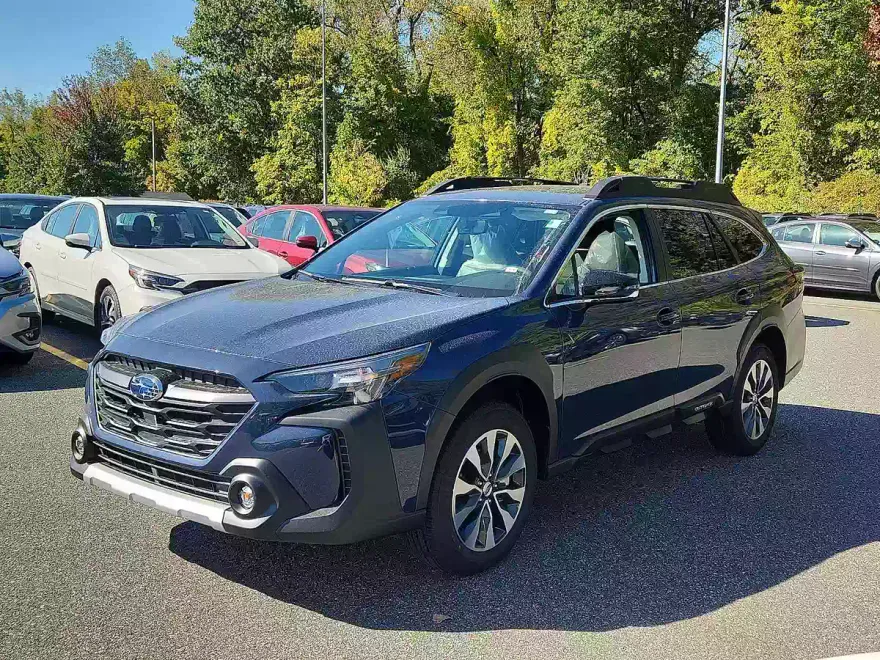 2025 Subaru Outback Limited photo 1