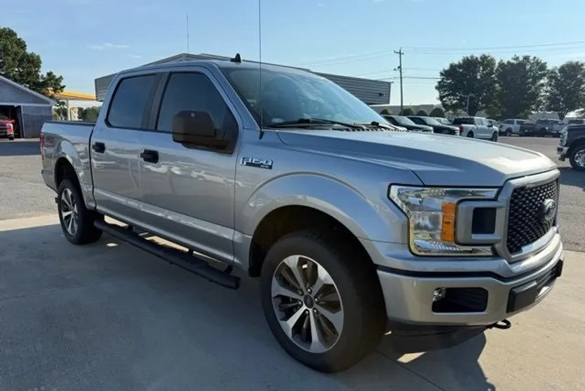 2020 Ford F-150 XL photo 1