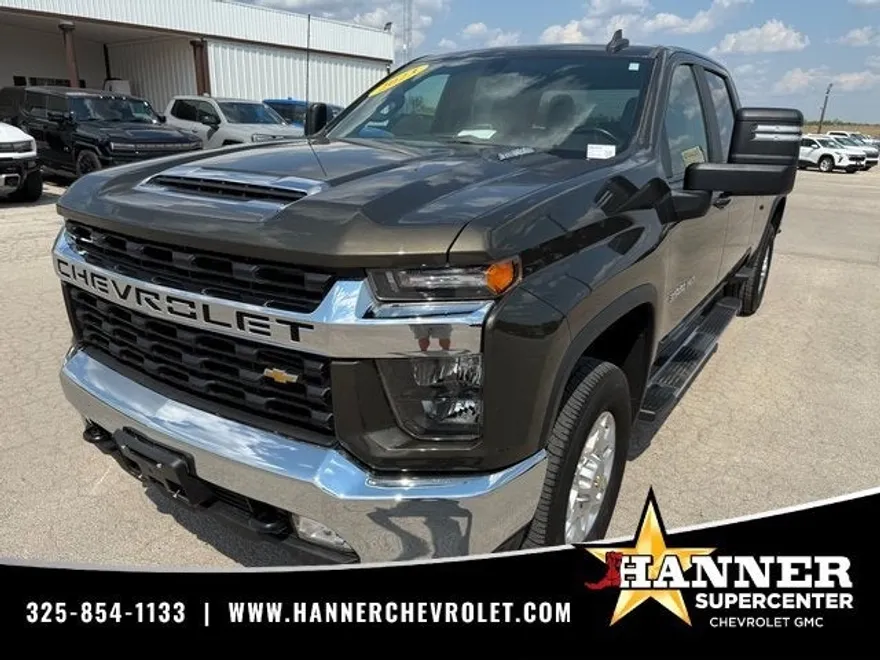 2023 Chevrolet Silverado 3500HD LT photo 1