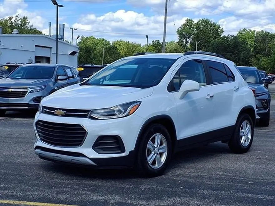 2017 Chevrolet Trax LT photo 1