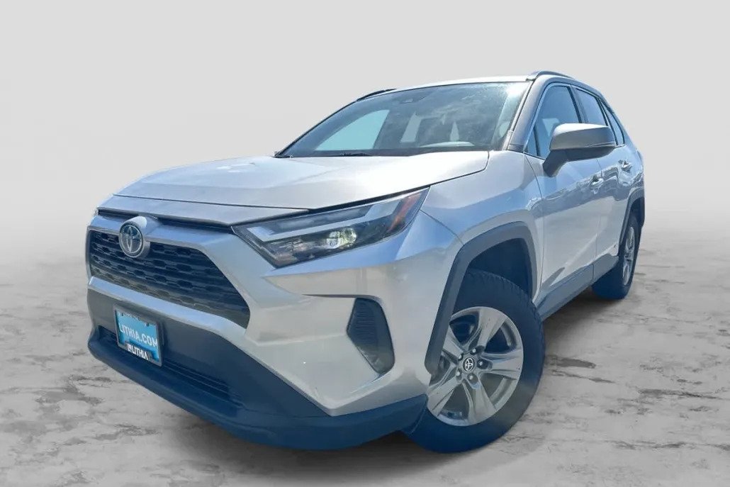 2022 Toyota RAV4 Hybrid XLE photo 1