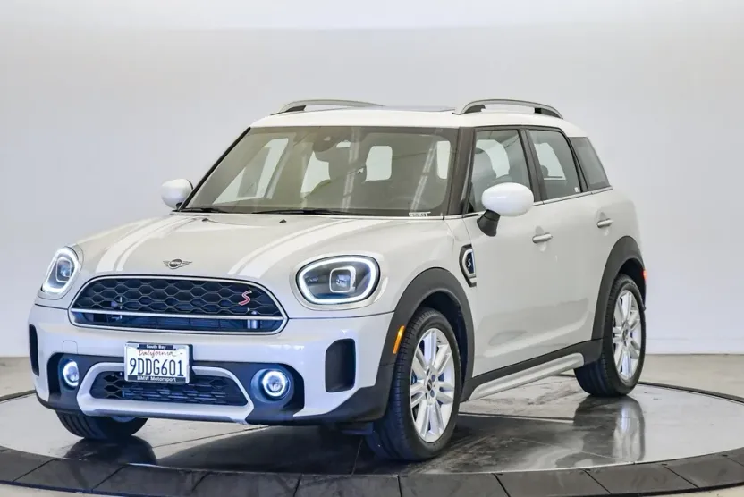 2023 Mini Countryman S photo 1
