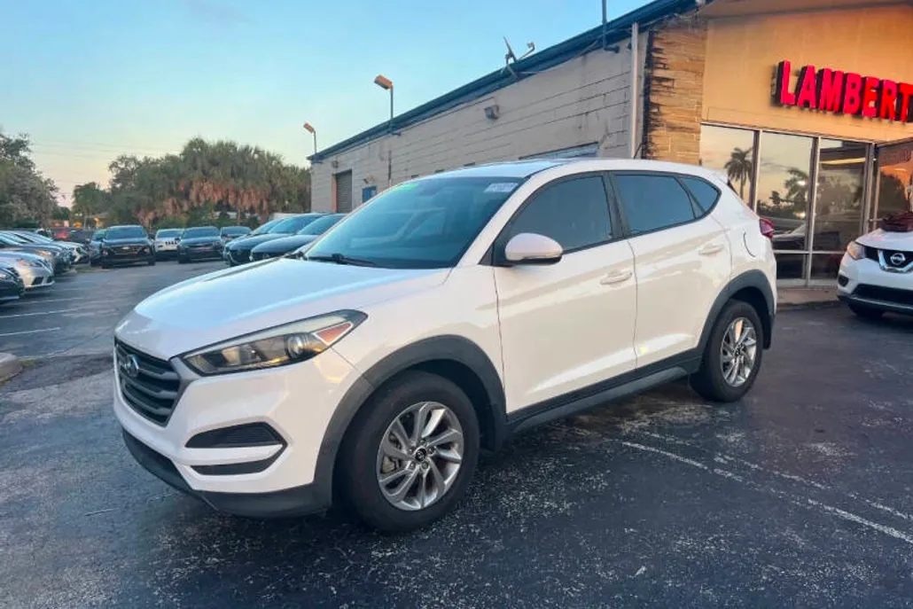 2018 Hyundai Tucson SE photo 1