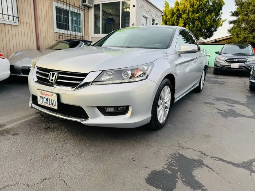 2015 Honda Accord EX-L V6 photo 1