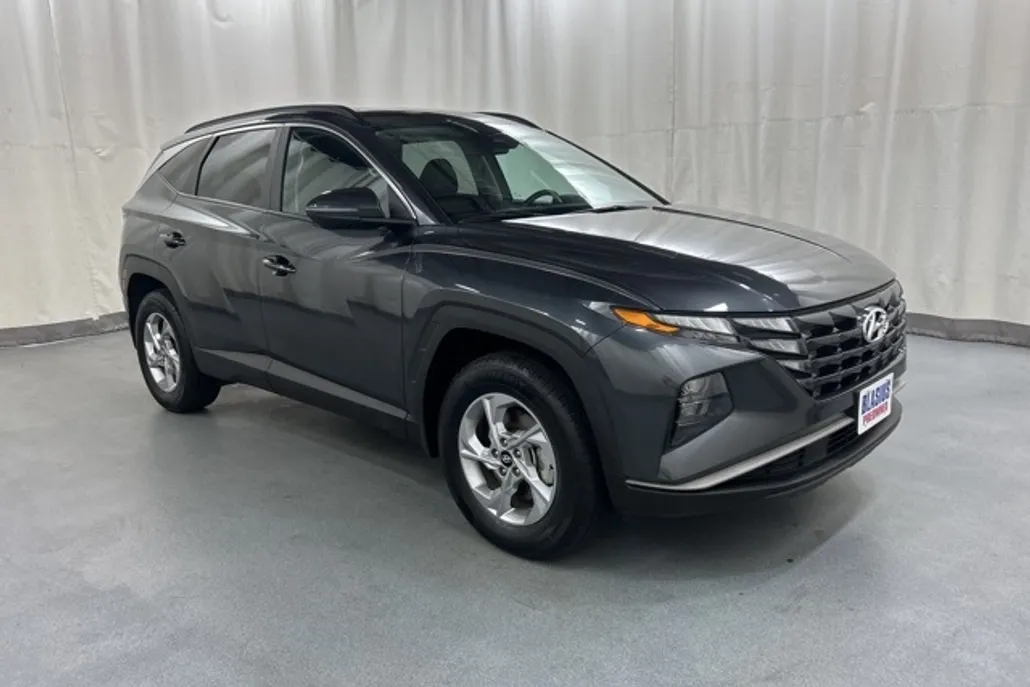 2022 Hyundai Tucson SEL photo 1