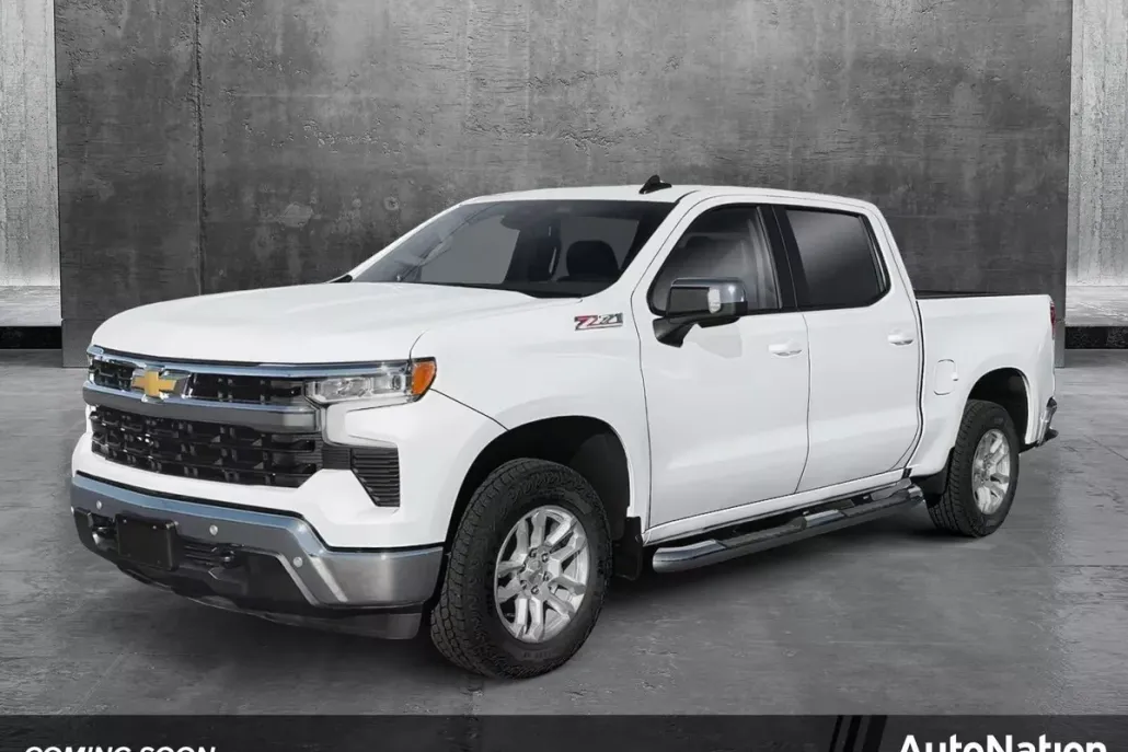 2026 Chevrolet Silverado 1500 LT photo 1
