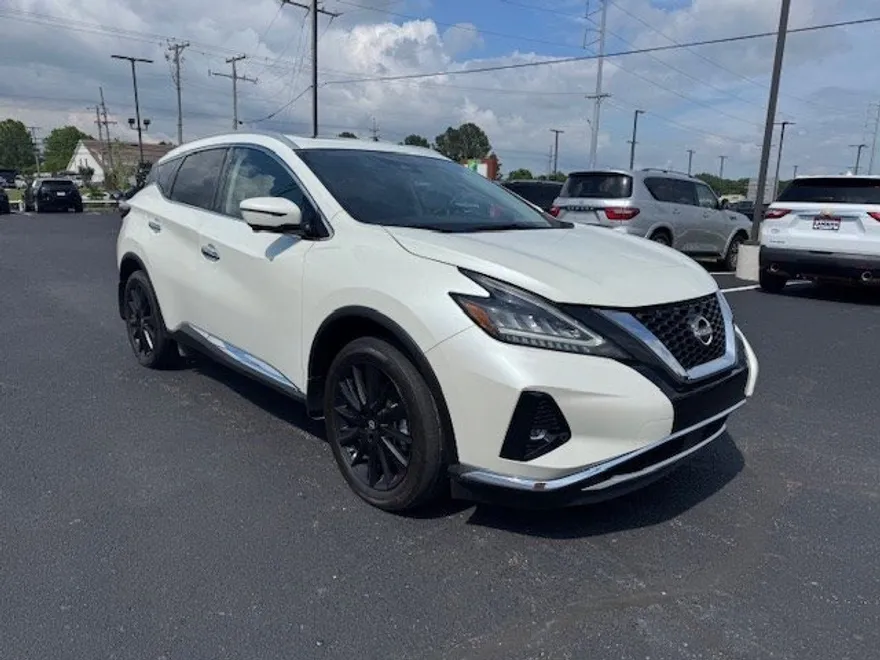 2023 Nissan Murano Platinum photo 1