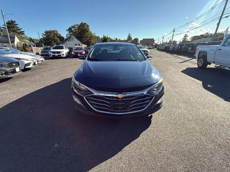 2020 Chevrolet Malibu 1LT photo 1