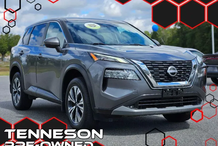 2022 Nissan Rogue SV photo 1