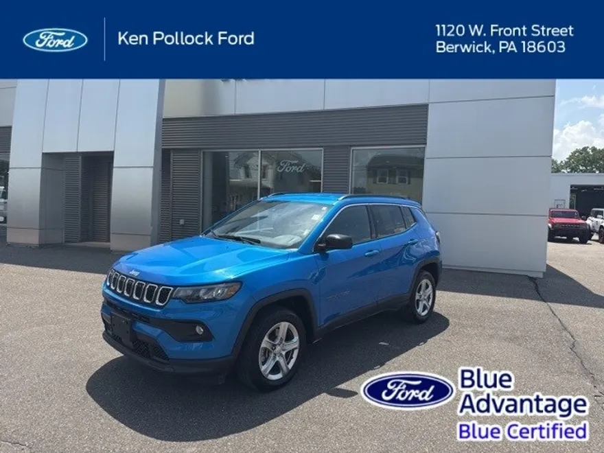 2024 Jeep Compass Latitude photo 1