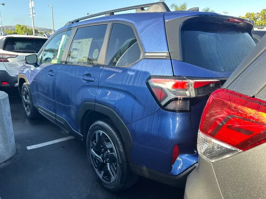 2025 Subaru Forester Limited photo 1