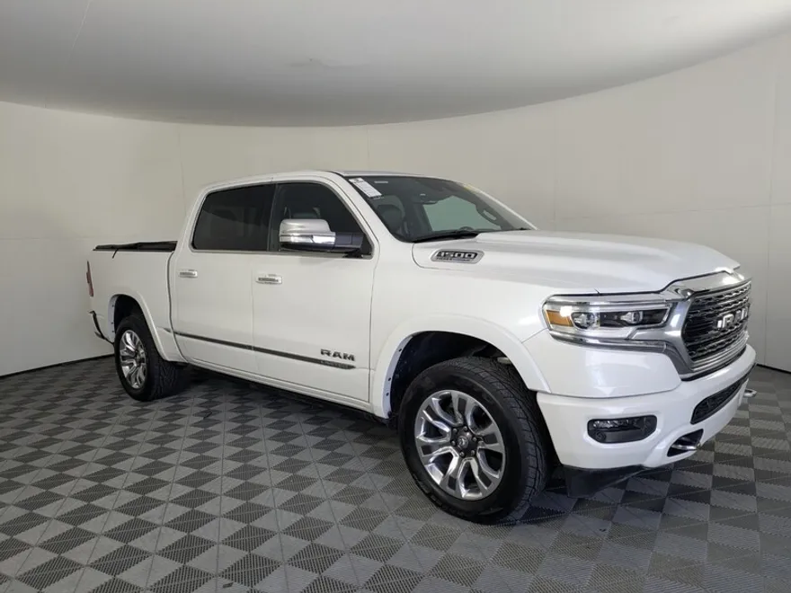 2022 Ram 1500 Limited photo 1