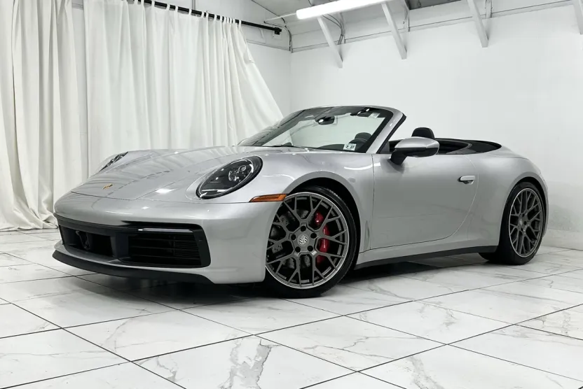 2022 Porsche 911 4S Cabriolet photo 1