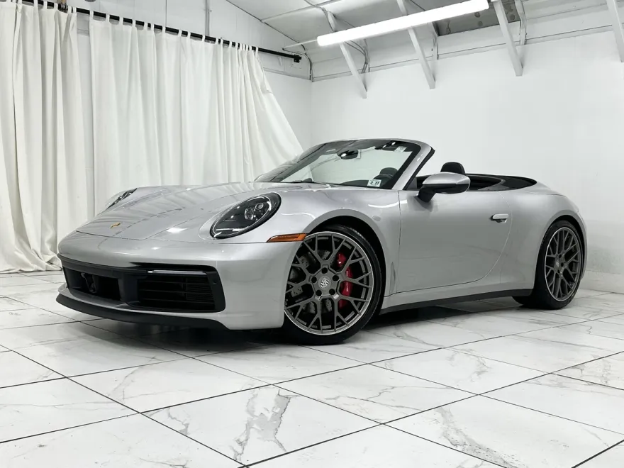 2022 Porsche 911 4S Cabriolet photo 1