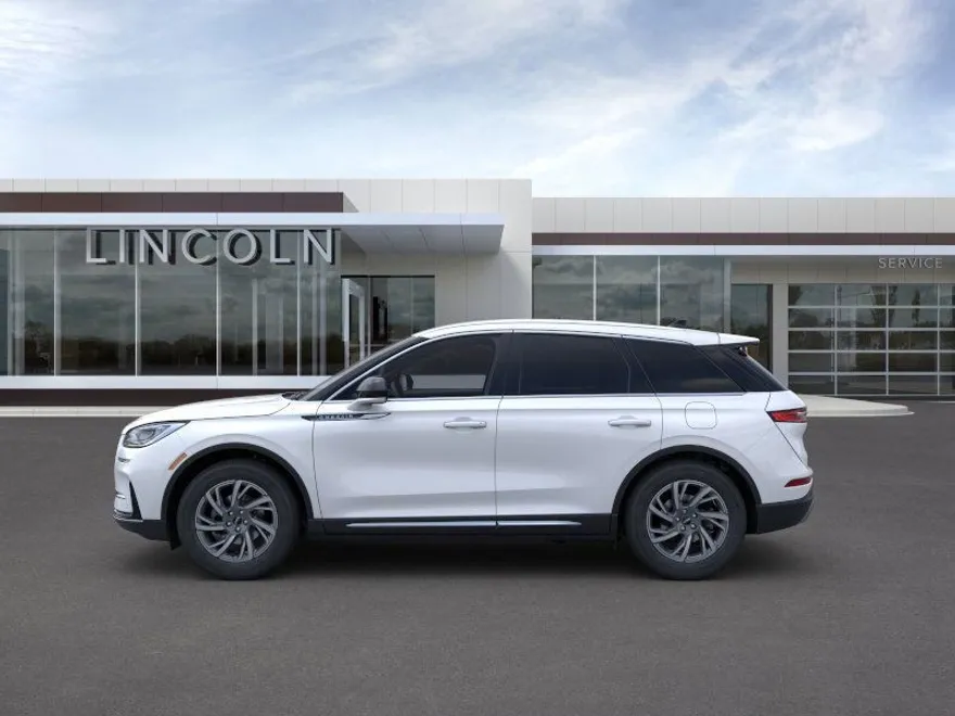 2025 Lincoln Corsair Premiere photo 3