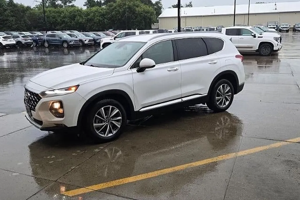 2020 Hyundai Santa Fe SEL photo 1