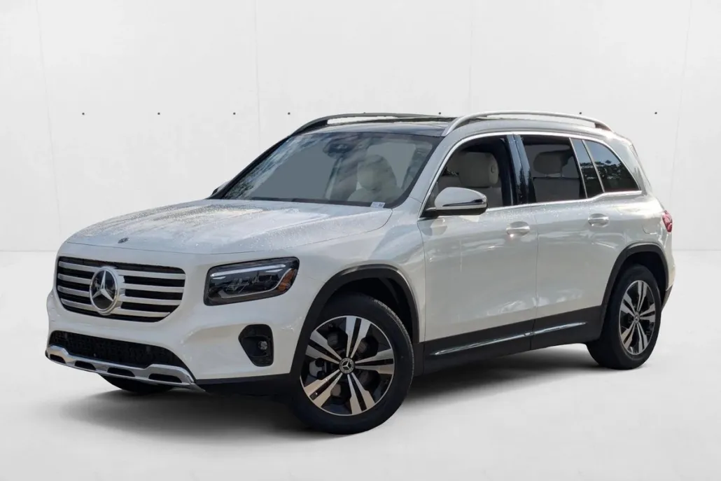 2026 Mercedes Benz GLB 250 photo 1