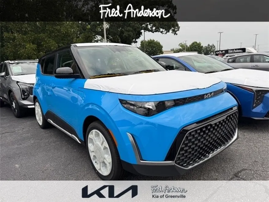 2025 Kia Soul EX photo 1