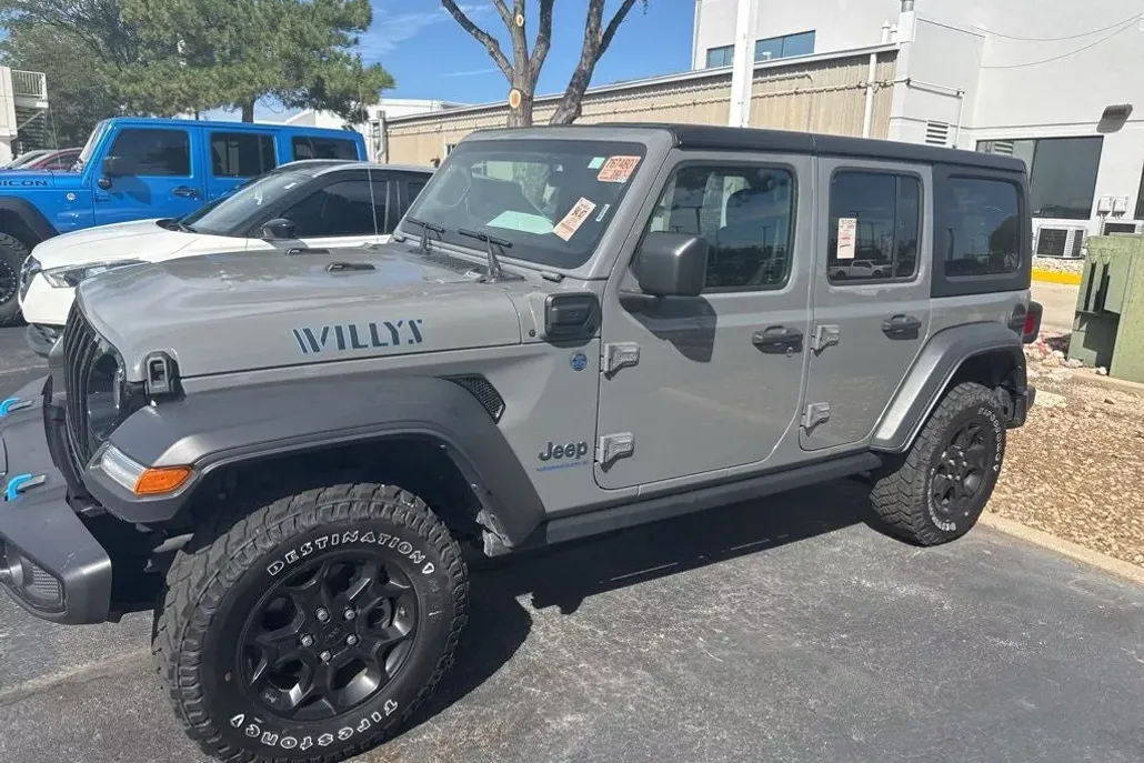 2023 Jeep Wrangler 4xe Willys photo 1