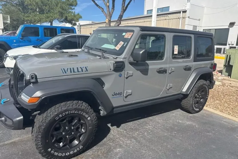 2023 Jeep Wrangler 4xe Willys photo 1