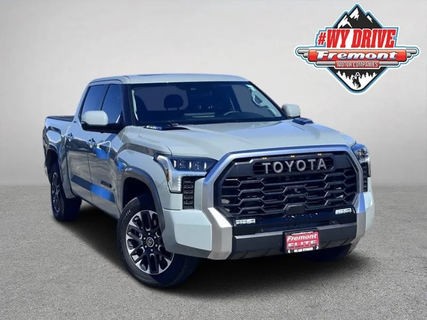 2024 Toyota Tundra Limited photo 1