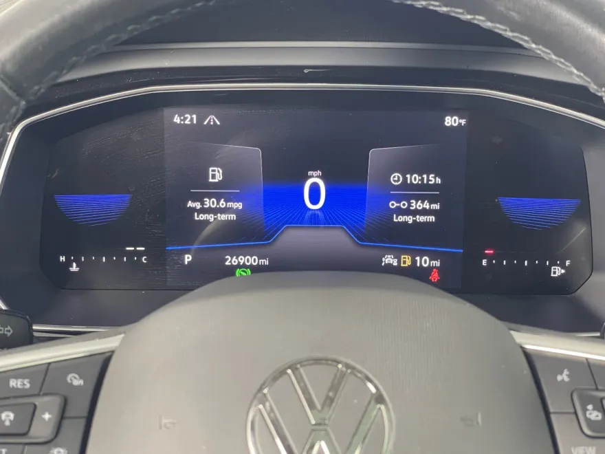 2024 Volkswagen Jetta SE photo 1