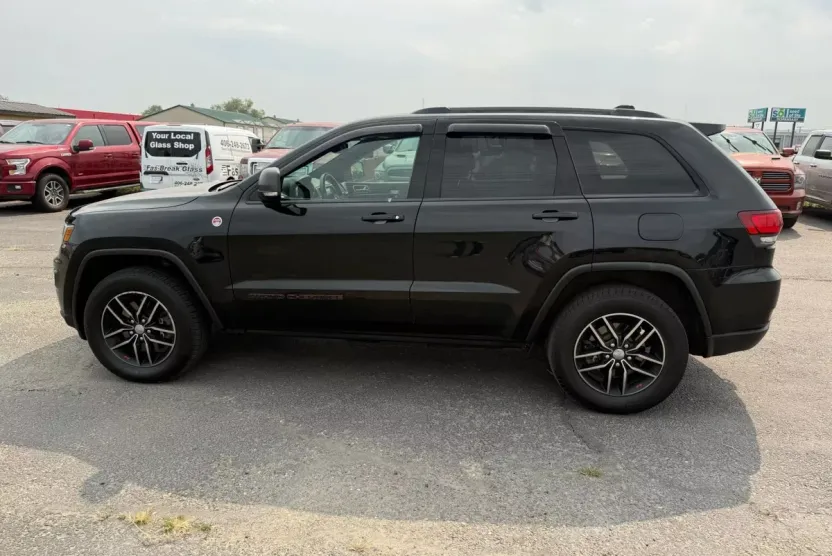 2018 Jeep Grand Cherokee Trailhawk Sport photo 1