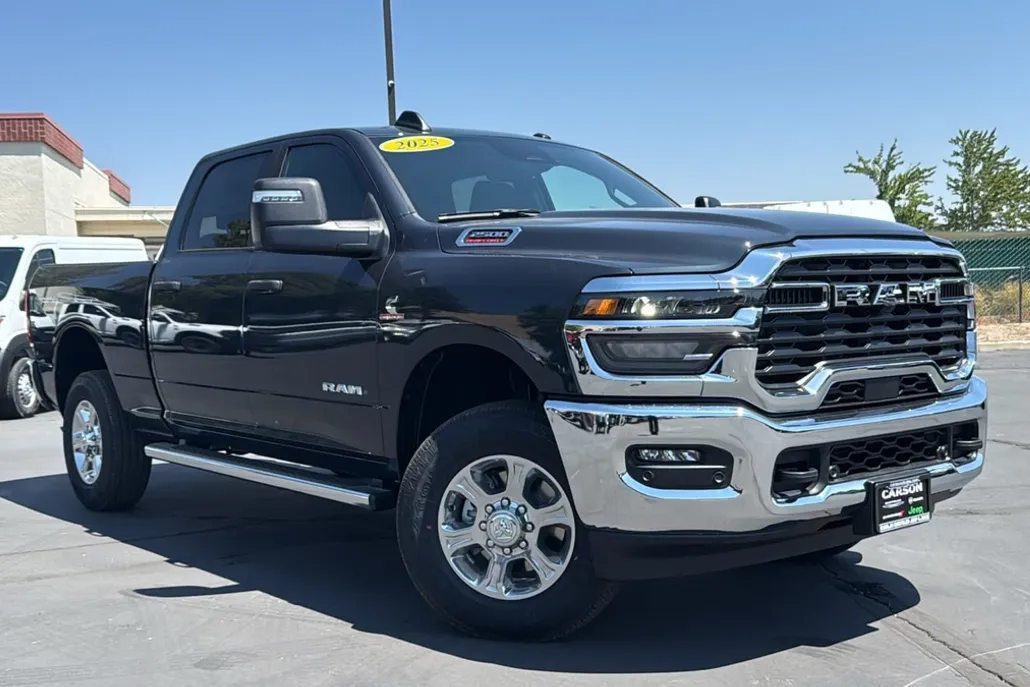 2025 Ram 2500 Big Horn photo 1